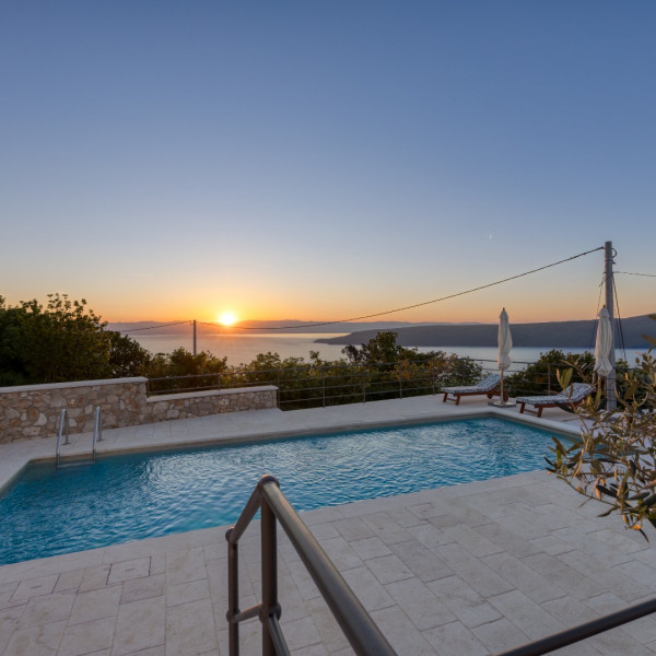 Villa Prisunac, Villa Prisunac Zagore, Brseč